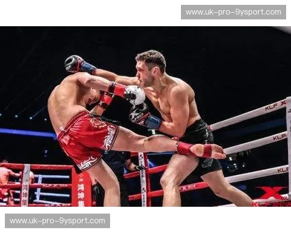 绝世双雄的梦幻交锋：当“散打沙皇”穆斯里穆遇见“泰拳王子”播求